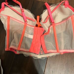 VICTORIOUS SECRETS BRA